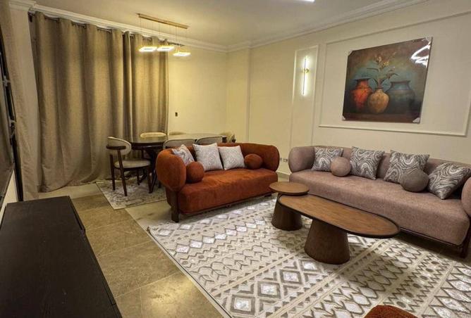 101482302 - Property Image 3