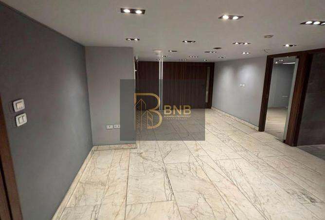91858405 - Property Image 3