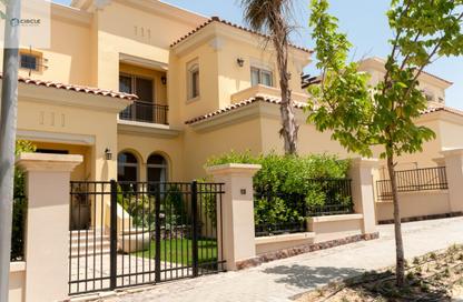 Villa - 6 Bedrooms - 7 Bathrooms for sale in Hilltop Golf Villas - Uptown Cairo - Mokattam - Cairo