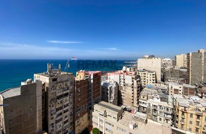 شقة - 2 غرف نوم - 1 حمام للبيع في طريق الجيش - كامب شيزار - حي وسط - الاسكندرية شقة - 2 غرف نوم - 1 حمام للبيع في طريق الجيش - كامب شيزار - حي وسط - الاسكندرية