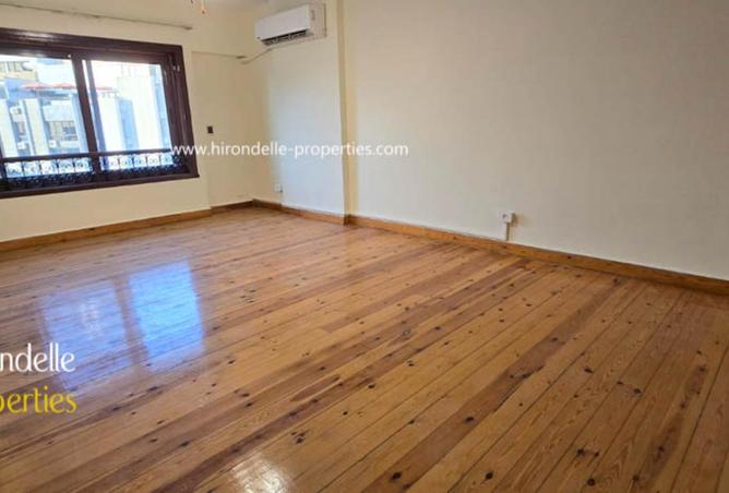 83987458 - Property Image 3