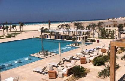 Chalet - 3 Bedrooms - 2 Bathrooms for sale in Seashore - Ras Al Hekma - North Coast Chalet - 3 Bedrooms - 2 Bathrooms for sale in Seashore - Ras Al Hekma - North Coast
