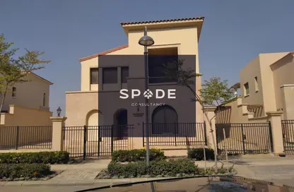 فيلا - 4 غرف نوم - 4 حمامات للبيع في رينا - اب تاون كايرو - المقطم - القاهرة