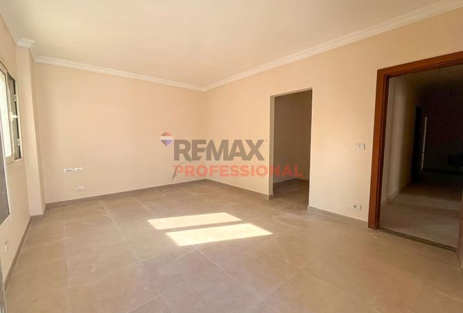 98548471 - Property Image 3