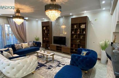 منزل مزدوج - 4 غرف نوم - 4 حمامات للبيع في حدائق المهندسين - الحي الرابع - الشيخ زايد - الجيزة