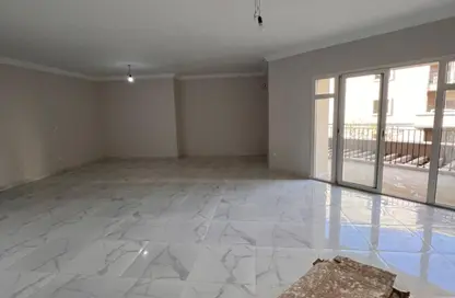 شقة - 3 غرف نوم - 2 حمامات للايجار في أكتوبر بلازا - كمبوندات 6 أكتوبر - مدينة 6 أكتوبر - الجيزة