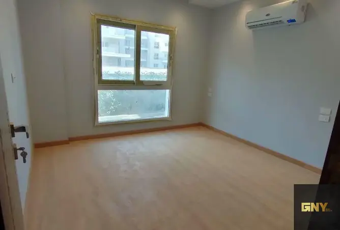 100649012 - Property Image 2