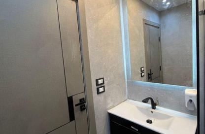 Apartment - 3 Bedrooms - 2 Bathrooms for sale in Gate 4 - Mena - Hadayek El Ahram - Giza