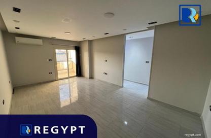 Office Space - 3 Bedrooms - 2 Bathrooms for rent in Zahraa Al Maadi St. - Degla - Hay El Maadi - Cairo