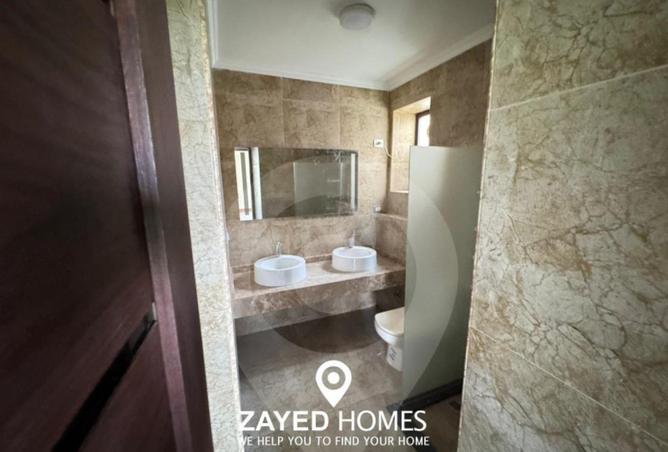 8553070 - Property Image 3