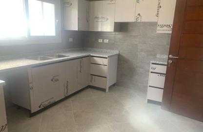 شقة - 3 غرف نوم - 4 حمامات للايجار في نيو جيزة - طريق مصر اسكندرية الصحراوي - مدينة 6 أكتوبر - الجيزة
