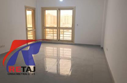 Apartment - 3 Bedrooms - 3 Bathrooms for rent in Janna - New Cairo City - Cairo