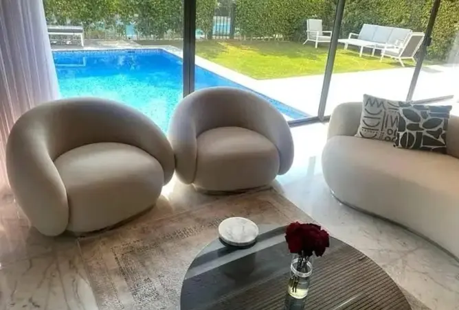 100924058 - Property Image 3