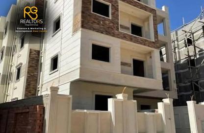 Apartment - 3 Bedrooms - 3 Bathrooms for sale in Beit Alwatan - 6 October Compounds - 6 October City - Giza