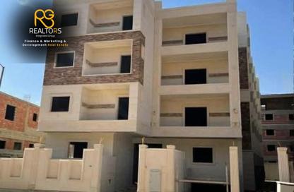 Apartment - 3 Bedrooms - 3 Bathrooms for sale in Beit Alwatan - 6 October Compounds - 6 October City - Giza