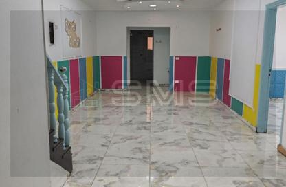Duplex - 6 Bedrooms - 3 Bathrooms for rent in Musab Bin Omair St. - Area E - Ganoob El Acadimia - New Cairo City - Cairo