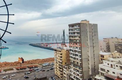 شقة - 3 غرف نوم - 1 حمام للايجار في شارع ابراهيم الالفي - لوران - حي شرق - الاسكندرية