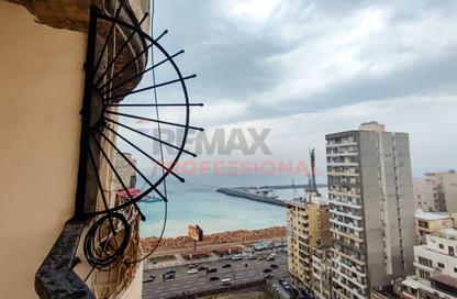 Apartment - 3 Bedrooms - 1 Bathroom for rent in Ibrahim Al Alfy St. - Laurent - Hay Sharq - Alexandria Apartment - 3 Bedrooms - 1 Bathroom for rent in Ibrahim Al Alfy St. - Laurent - Hay Sharq - Alexandria
