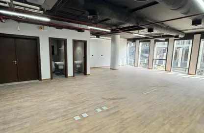 Office Space - 4 Bedrooms - 2 Bathrooms for rent in Eastown - 5th Settlement Compounds - The 5th Settlement - New Cairo City - Cairo