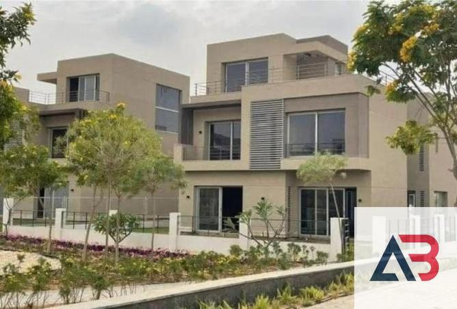 تاون هاوس بـ٤ غرف نوم في Palm Hills Katameya Extension، صورة ٢ من ٣