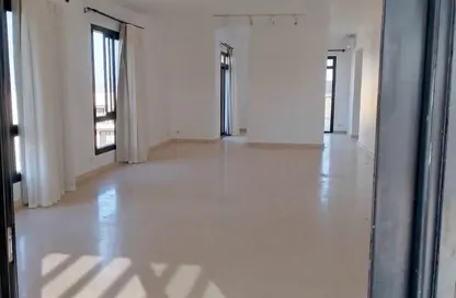 Apartment - 5 Bedrooms - 5 Bathrooms for sale in O West - 6 October Compounds - 6 October City - Giza