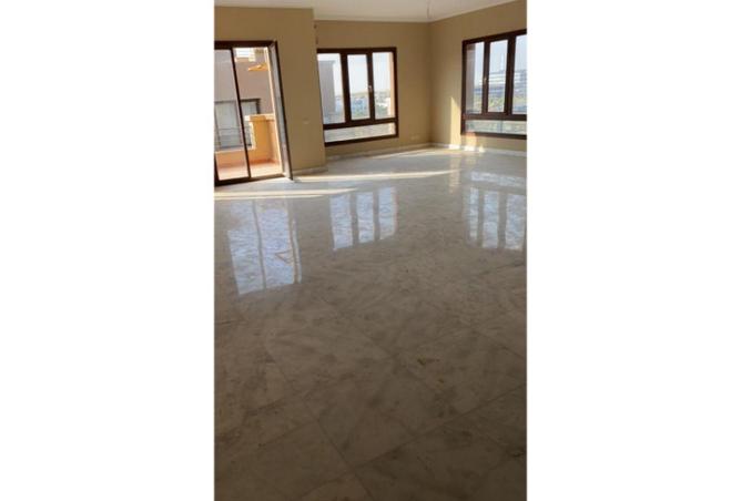 8649235 - Property Image 2