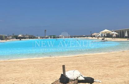 Chalet - 4 Bedrooms - 3 Bathrooms for sale in Seashore - Ras Al Hekma - North Coast
