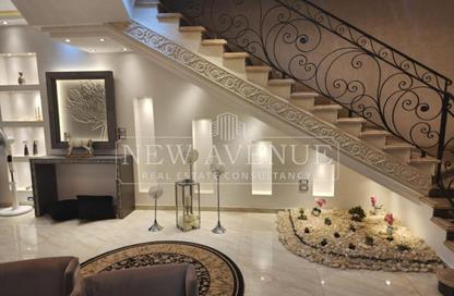 تاون هاوس - 3 غرف نوم - 4 حمامات للبيع في ديفينا جاردنز - الحي الثالث غرب - مدينة الشروق - القاهرة تاون هاوس - 3 غرف نوم - 4 حمامات للبيع في ديفينا جاردنز - الحي الثالث غرب - مدينة الشروق - القاهرة