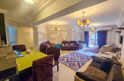 Apartment - 3 Bedrooms - 2 Bathrooms for rent in El Montazah - Hay Than El Montazah - Alexandria
