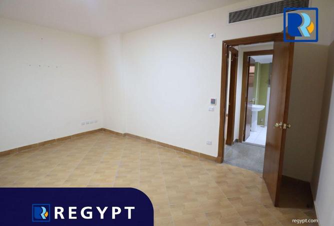 8617132 - Property Image 2