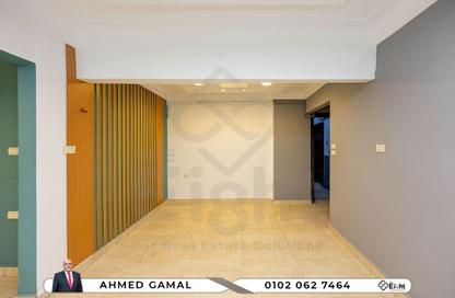 Apartment - 2 Bedrooms - 1 Bathroom for sale in Street 308 - Smouha - Hay Sharq - Alexandria