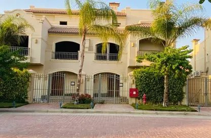 Villa - 3 Bedrooms - 3 Bathrooms for sale in Al Patio 5 East - El Patio - El Shorouk Compounds - Shorouk City - Cairo