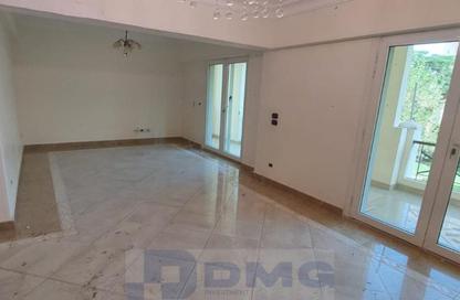 Apartment - 2 Bedrooms - 2 Bathrooms for sale in Hadayek Al Mohandessin - 4th District - Sheikh Zayed City - Giza