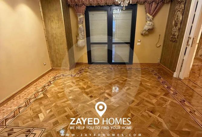 8638925 - Property Image 2