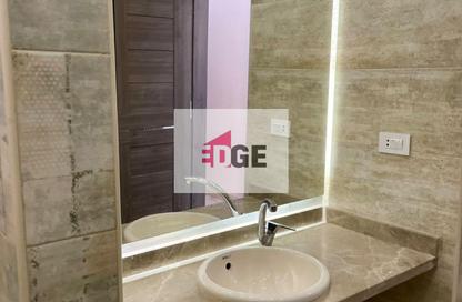Apartment - 3 - 3 for sale in Eastown - 5th Settlement Compounds - The 5th Settlement - New Cairo City - Cairo Apartment - 3 - 3 for sale in Eastown - 5th Settlement Compounds - The 5th Settlement - New Cairo City - Cairo