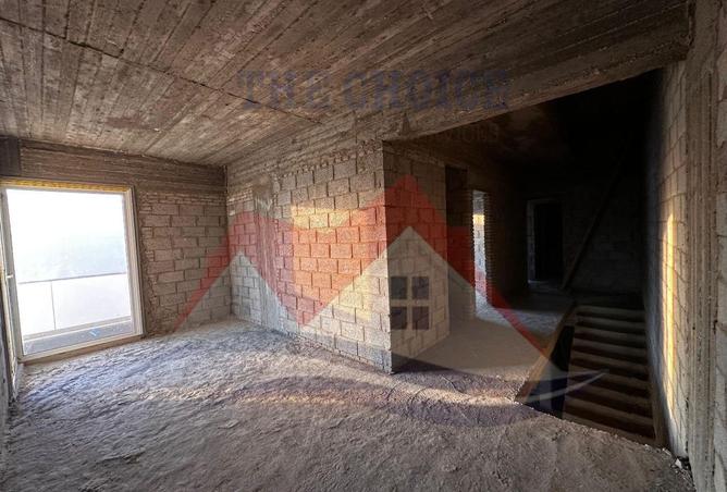 8702871 - Property Image 3