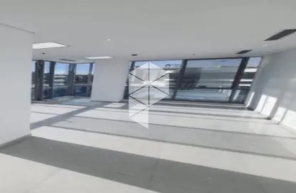 مساحات مكتبية - غرفة نوم للايجار في مركز أعمال كيرنيل - شارع التسعين الشمالي - التجمع الخامس - مدينة القاهرة الجديدة - القاهرة