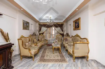Apartment - 3 Bedrooms - 2 Bathrooms for sale in Al Nasr St. - Smouha - Hay Sharq - Alexandria