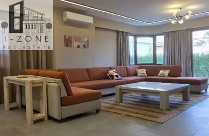 فيلا - 3 غرف نوم - 3 حمامات للايجار في توب فيو - امتداد المستثمرين الشمالية - مدينة القاهرة الجديدة - القاهرة