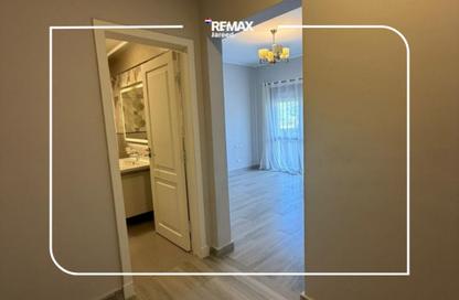 Apartment - 4 Bedrooms - 3 Bathrooms for sale in Beverly Hills - Sheikh Zayed Compounds - Sheikh Zayed City - Giza