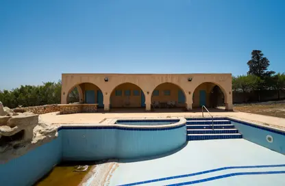 قصر - 6 حمامات للبيع في الطريق الدولى - محور التعمير - كينج مريوط - حي العامرية - الاسكندرية
