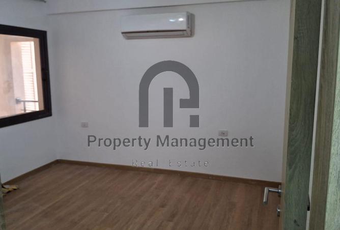 8708351 - Property Image 2