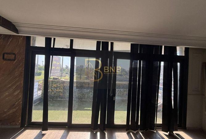 74044029 - Property Image 2
