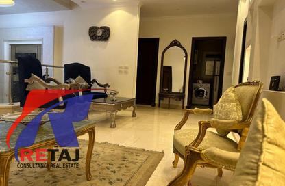 Villa - 5 Bedrooms - 6 Bathrooms for rent in Gardenia City Compound Nasr City - Zahraa Madinat Nasr - Nasr City - Cairo