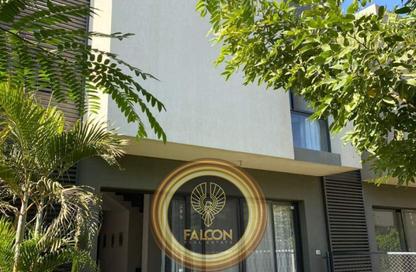Villa - 5 Bedrooms - 4 Bathrooms for sale in Sodic East - 6th District - New Heliopolis - Cairo