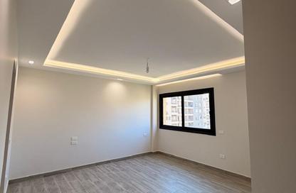 Apartment - 3 Bedrooms - 2 Bathrooms for rent in The Square - 5th Settlement Compounds - The 5th Settlement - New Cairo City - Cairo Apartment - 3 Bedrooms - 2 Bathrooms for rent in The Square - 5th Settlement Compounds - The 5th Settlement - New Cairo City - Cairo