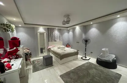 شقة - 3 غرف نوم - 3 حمامات للايجار في شارع النزهه - ارض الجولف - مصر الجديدة - القاهرة