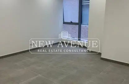 Clinic - 1 Bedroom - 1 Bathroom for rent in Three Sixty - 5th Settlement Compounds - The 5th Settlement - New Cairo City - Cairo