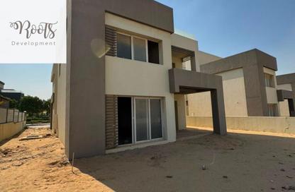 Villa - 4 - 4 for sale in Garden Residence - Hyde Park - New Cairo City - Cairo