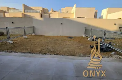 Townhouse - 4 Bedrooms - 5 Bathrooms for sale in Al Maqsad - New Capital Compounds - New Capital City - Cairo